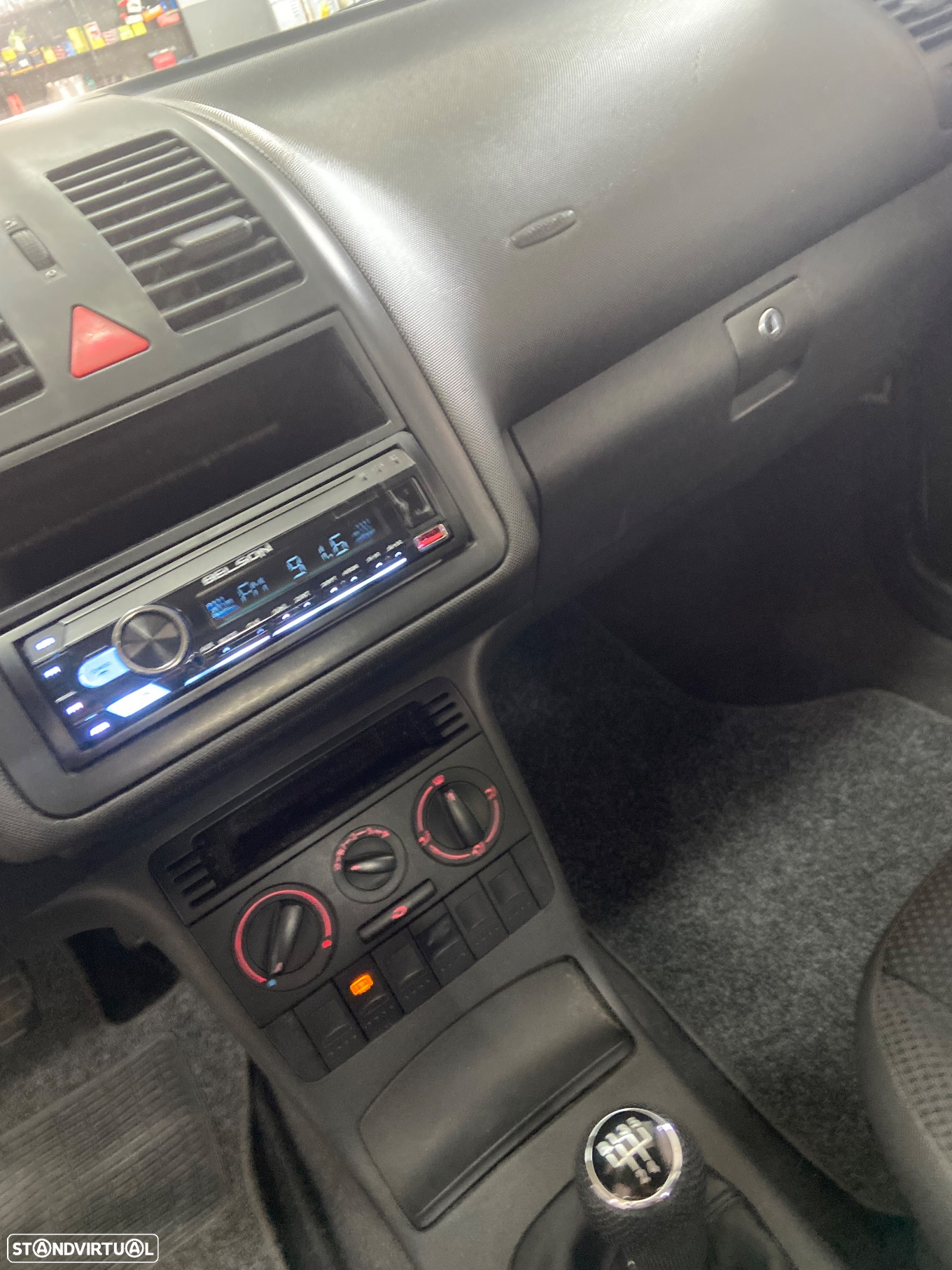 VW Polo 1.0 Confortline - 10