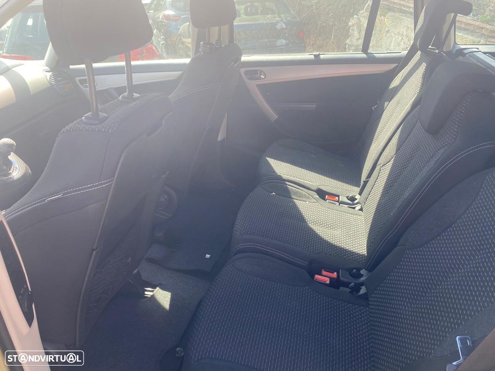 Citroën C4 Grand Picasso - 10