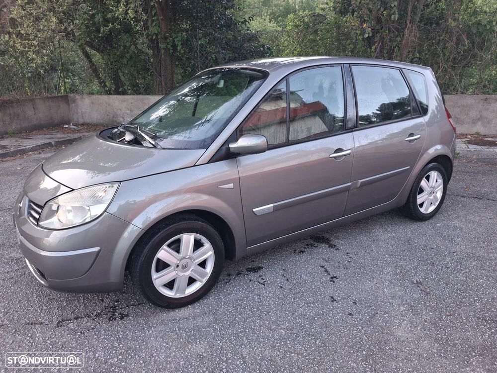 Renault Scénic 1.5 dCi Confort - 1