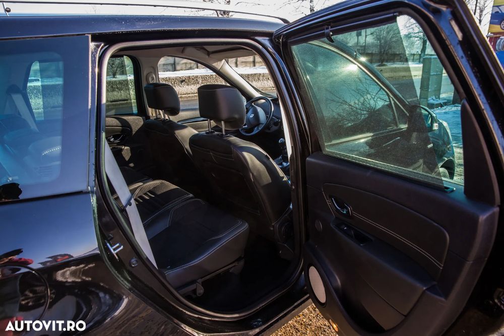 Renault Grand Scenic ENERGY dCi 130 S&S Bose Edition - 20