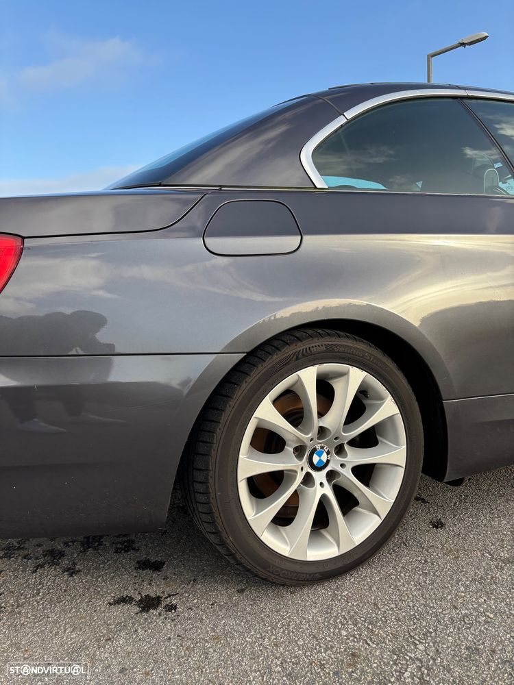 BMW 320 i Cabrio - 10