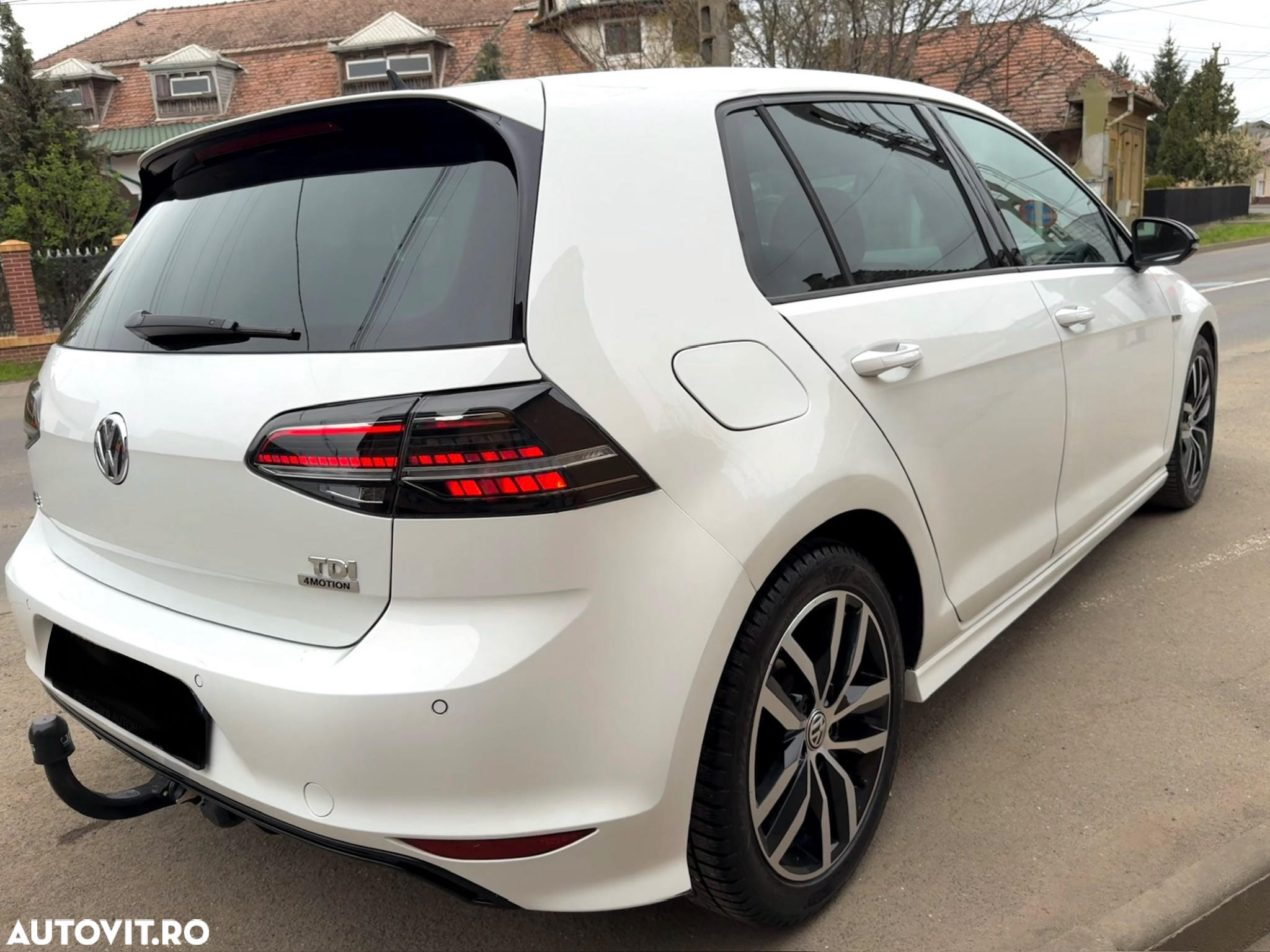 Volkswagen Golf - 15