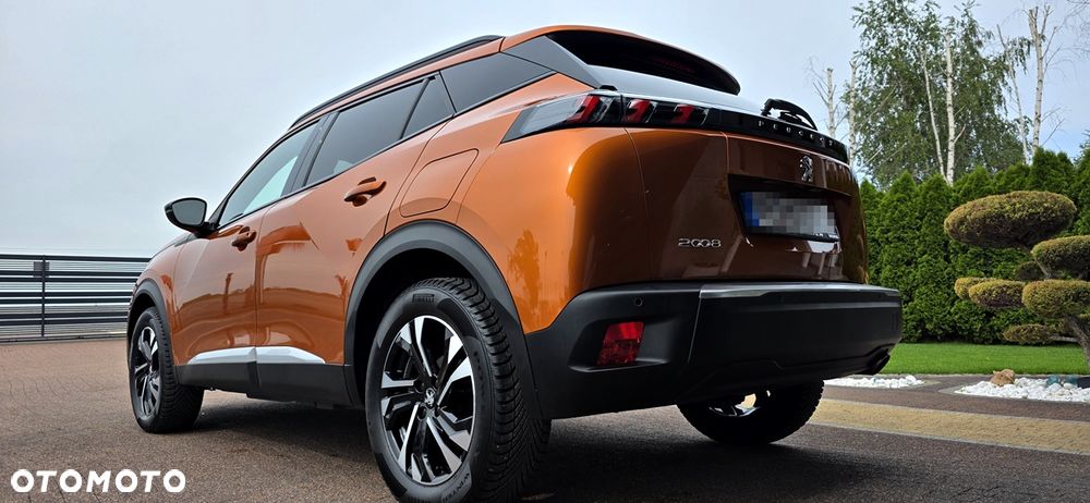 Peugeot 2008 1.5 BlueHDi Allure S&S EAT8 - 13