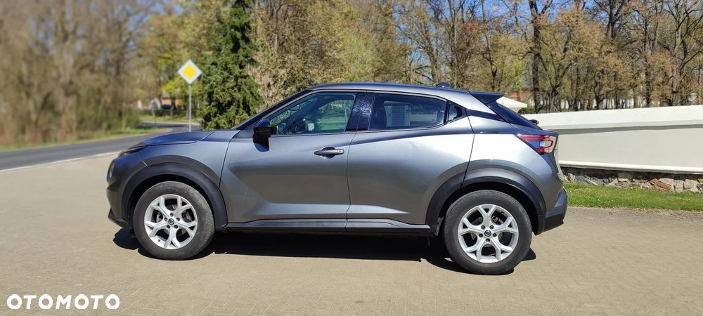 Nissan Juke 1.0 DIG-T N-Connecta DCT - 10