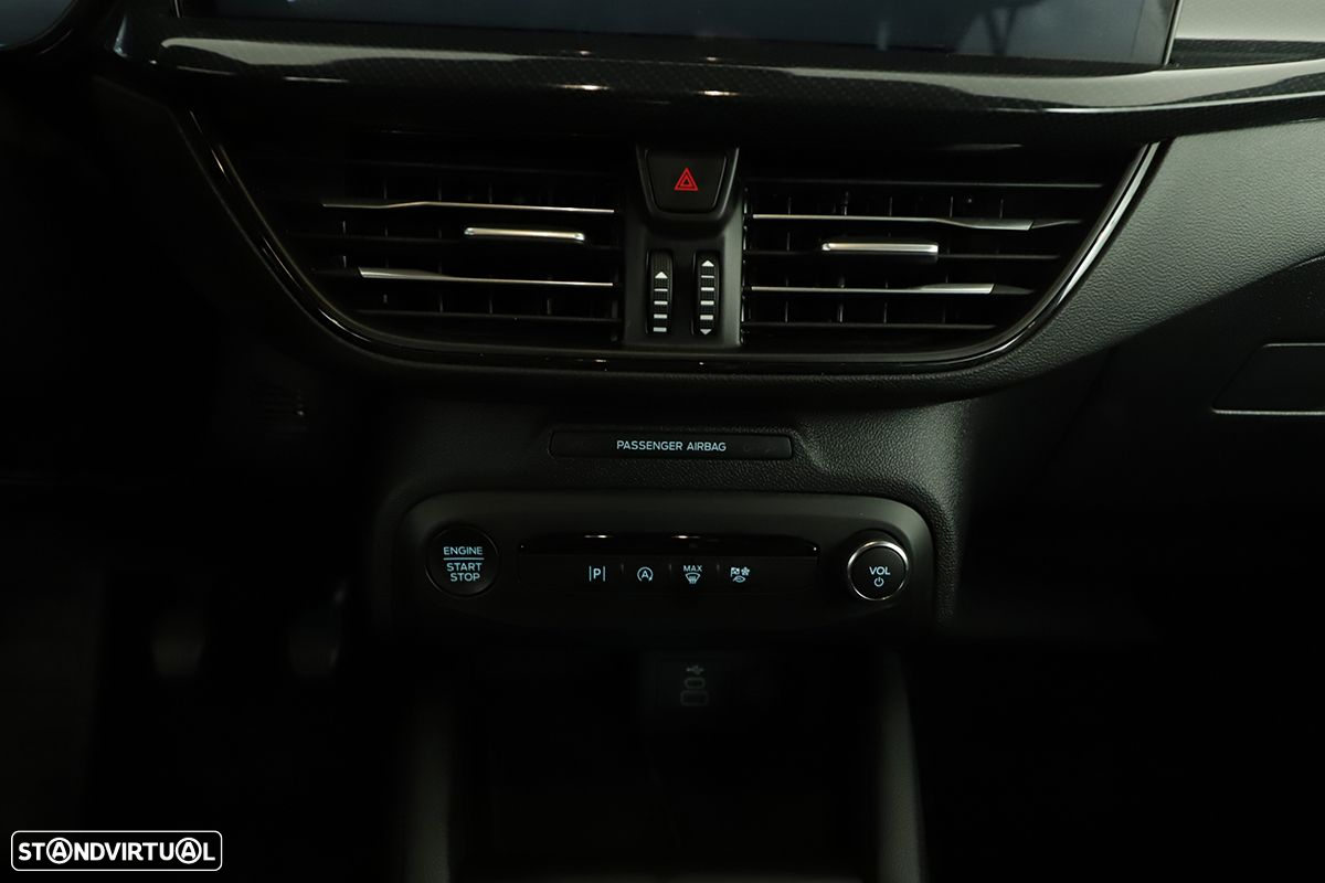 Ford Focus 1.0 EcoBoost MHEV ST-Line - 13