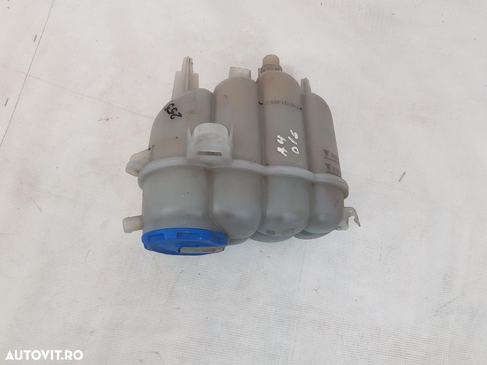 Vas expansiune/lichid antigel Audi A4 B9 8W A5 B9 dupa 2017 - 2