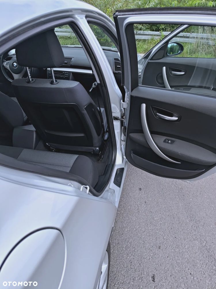 BMW Seria 1 - 19
