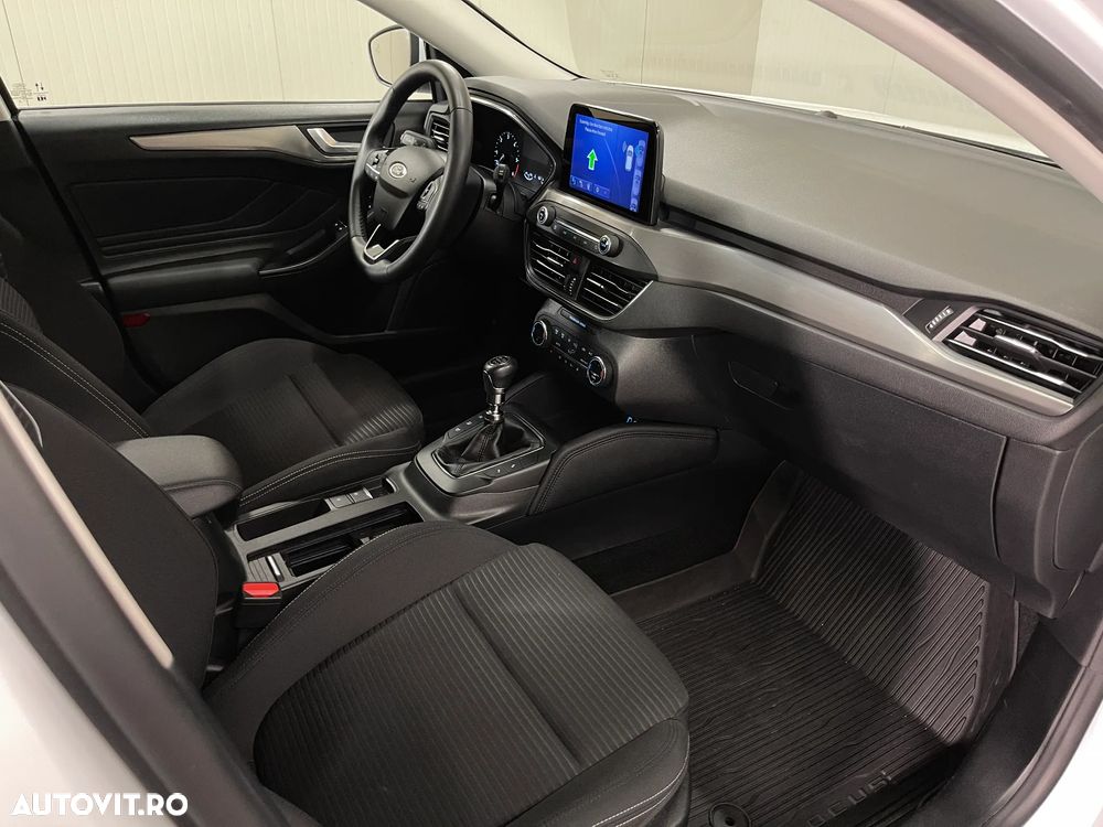 Ford Focus 1.5 EcoBlue Titanium - 11