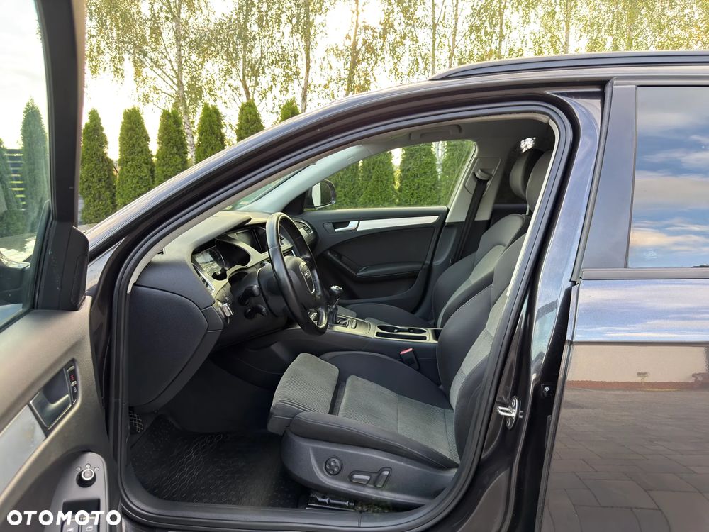 Audi A4 Avant 2.0 TFSI Attraction - 28