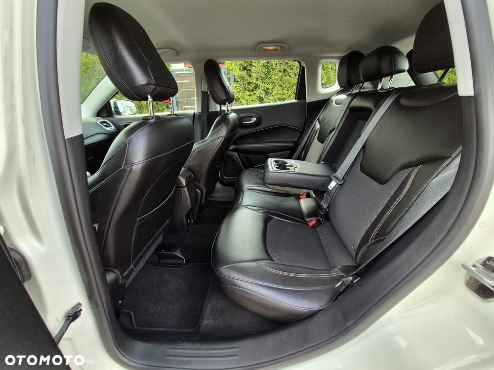 Jeep Compass 1.4 MultiAir Business Line - 22