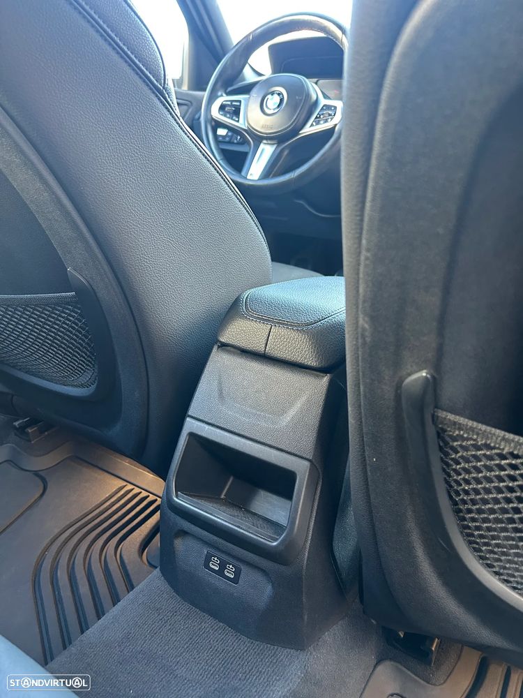 BMW 118 i Pack Desportivo M Auto - 6