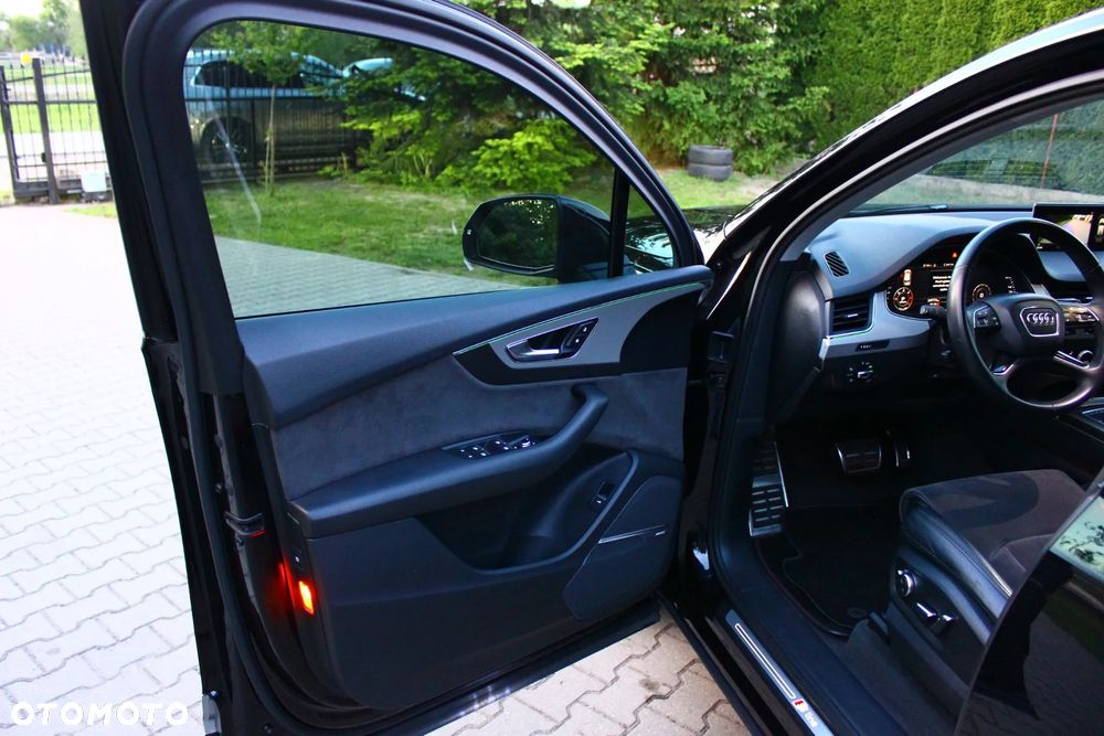 Audi Q7 - 28