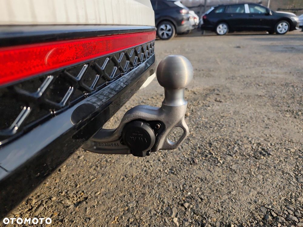 Volkswagen Passat - 34