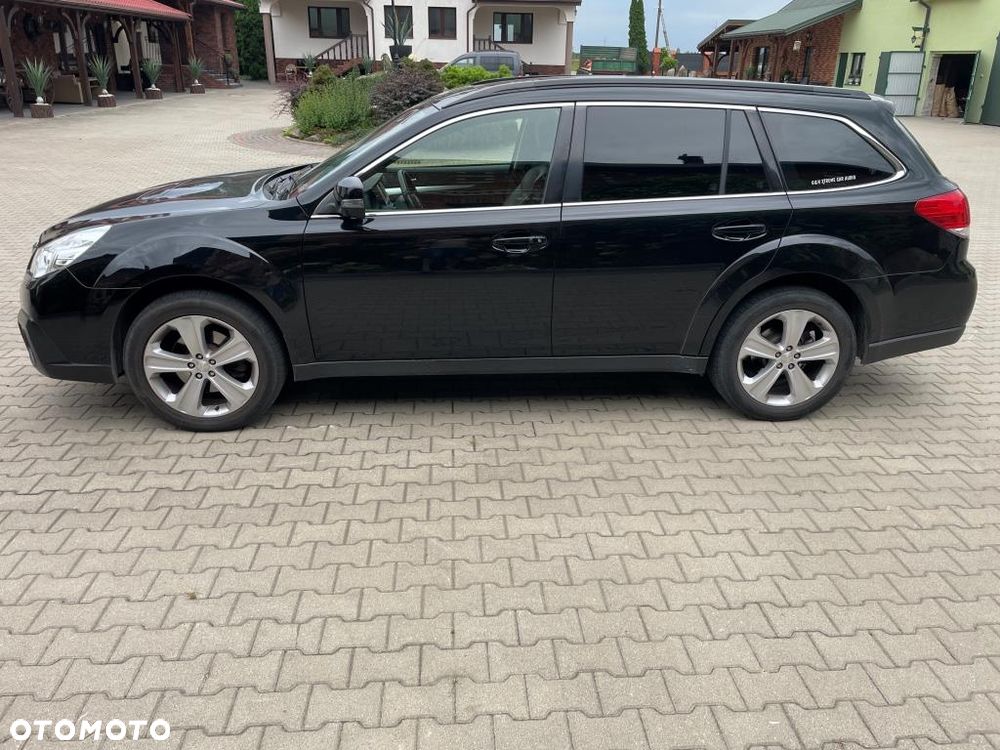 Subaru Outback - 3