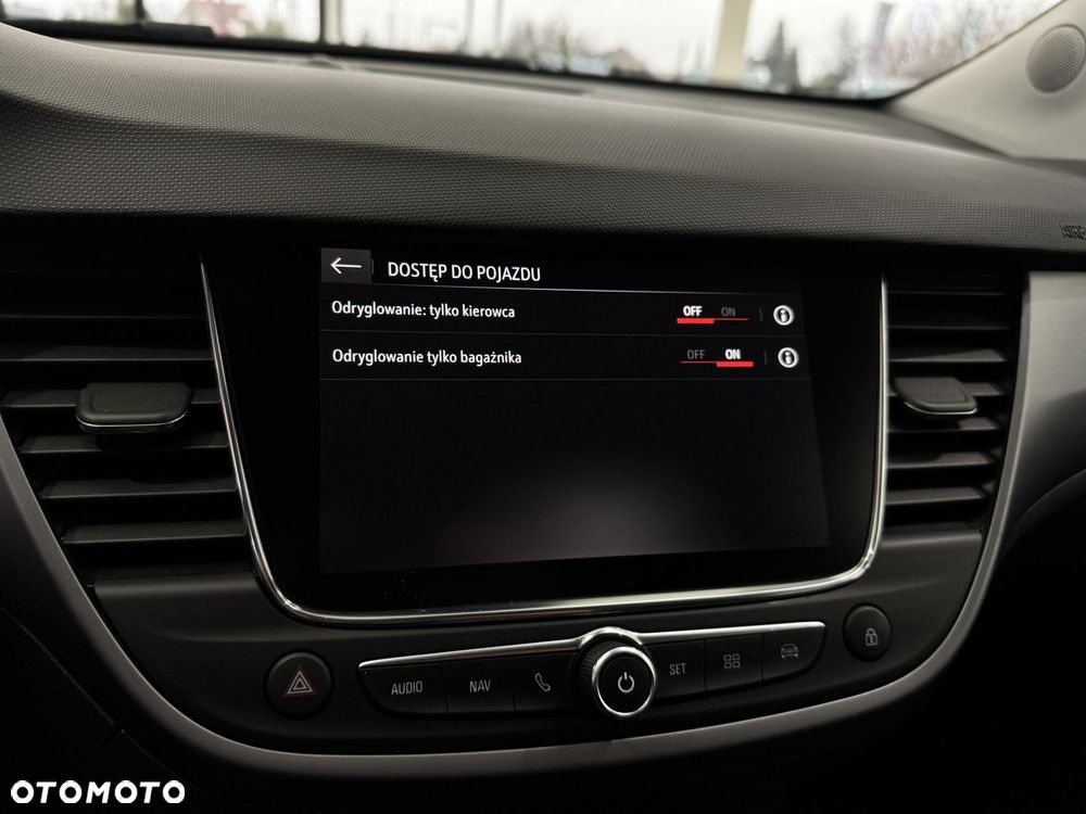 Opel Crossland X - 34