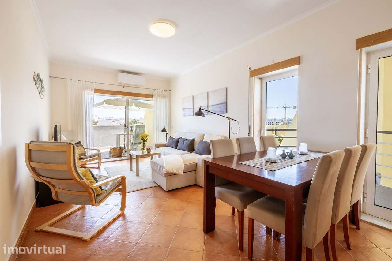 APARTAMENTO LUMINOSO T1 COM VISTA PARA O MAR E PISCINA COMUM À VENDA E - Grande imagem: 3/32