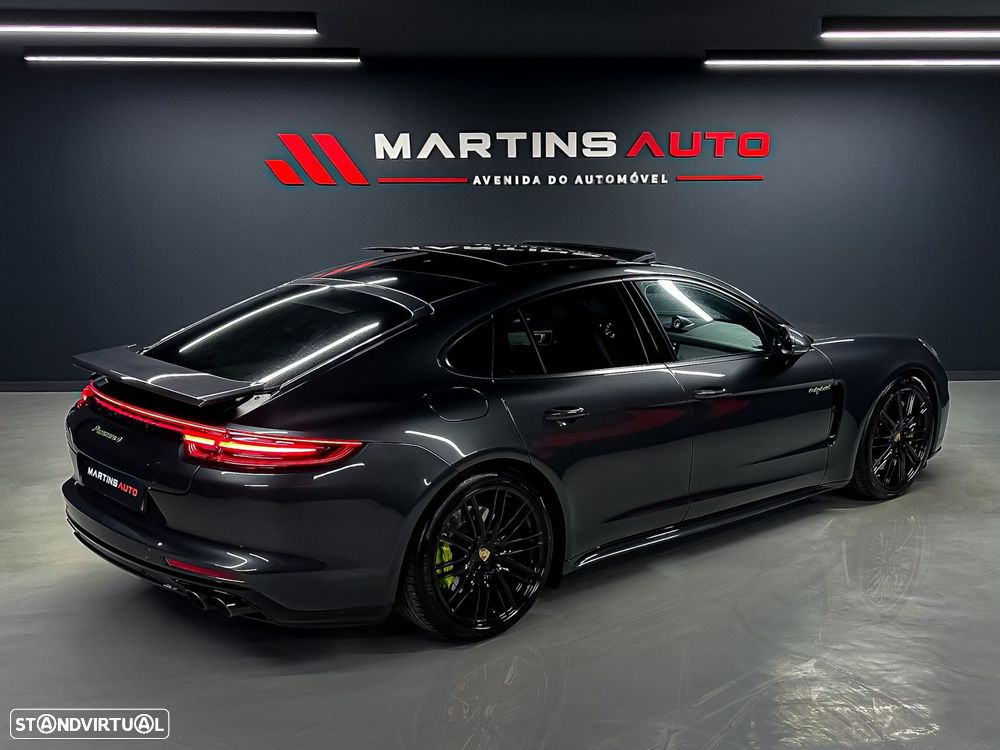 Porsche Panamera - 3