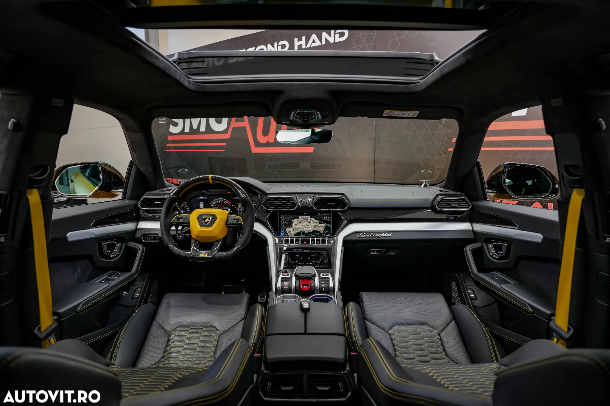 Lamborghini URUS Standard - 3