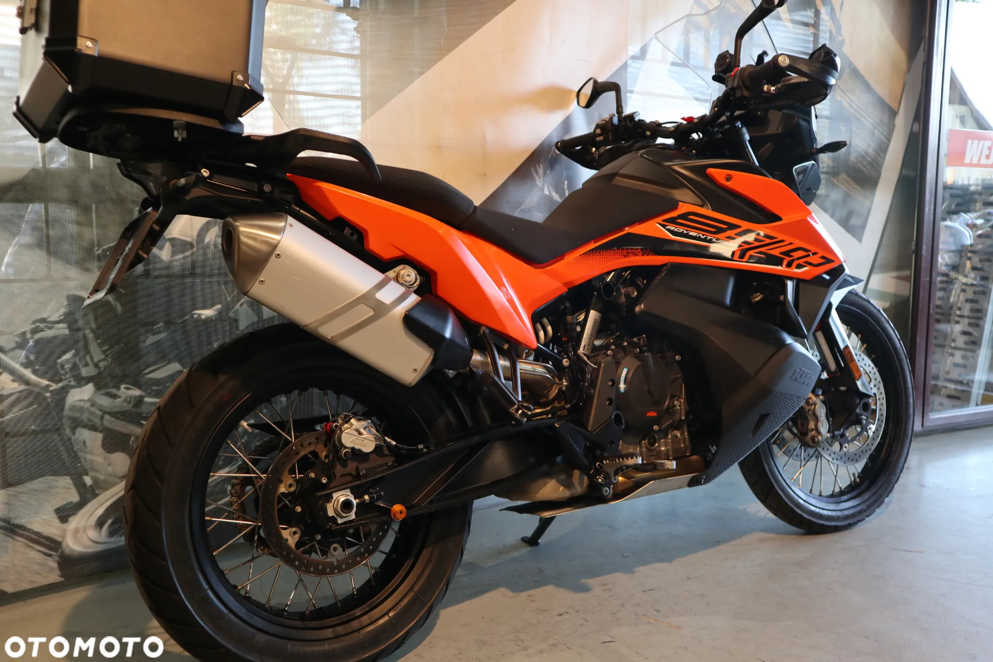 KTM Adventure - 16