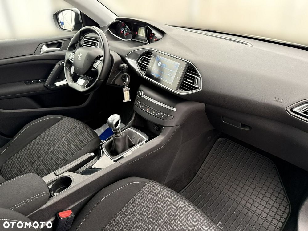 Peugeot 308 - 22