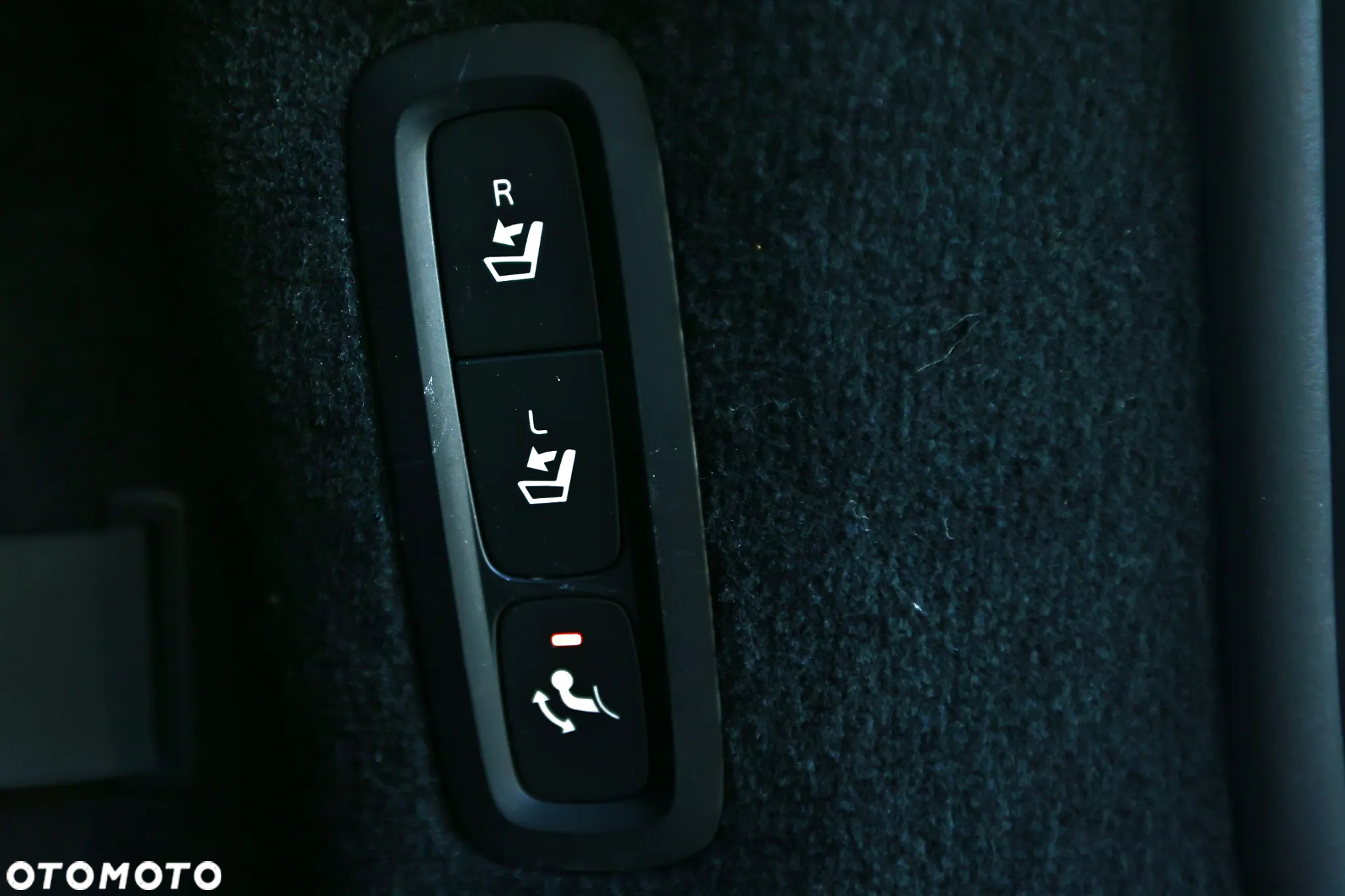 Volvo V90 D5 AWD Inscription - 34