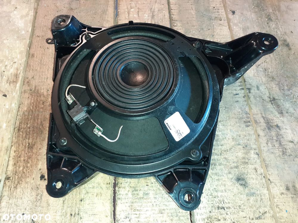 Audi A8 S8 D4 Głośnik Subwoofer - 2