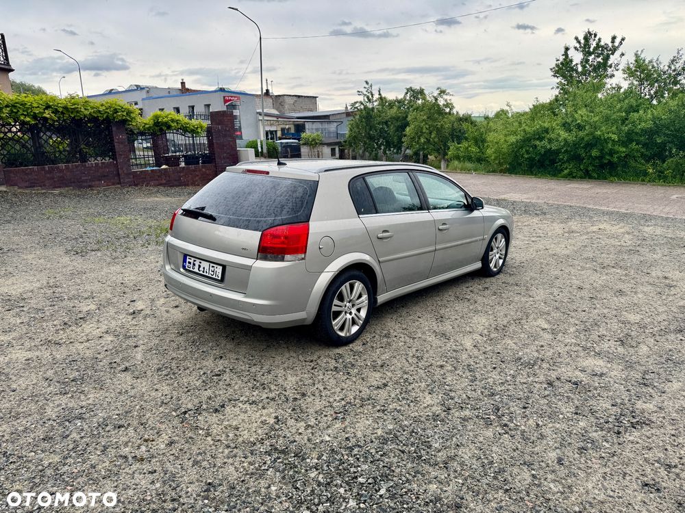 Opel Signum 1.9 CDTI Cosmo - 3