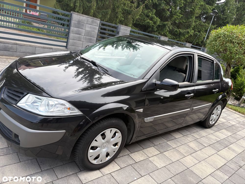 Renault Megane 1.6 16V Luxe Expression - 3