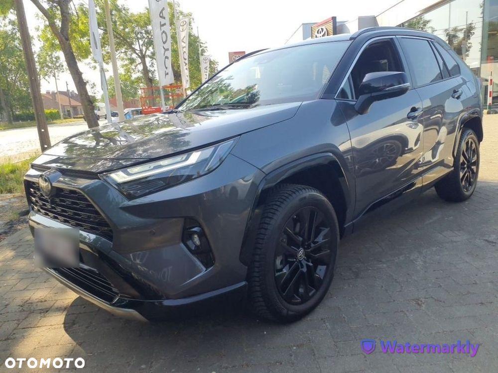 Toyota RAV4 - 1