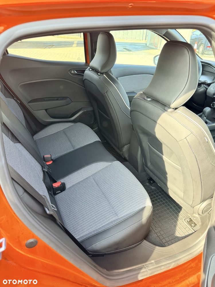 Renault Clio 1.0 TCe Techno Xtronic - 10