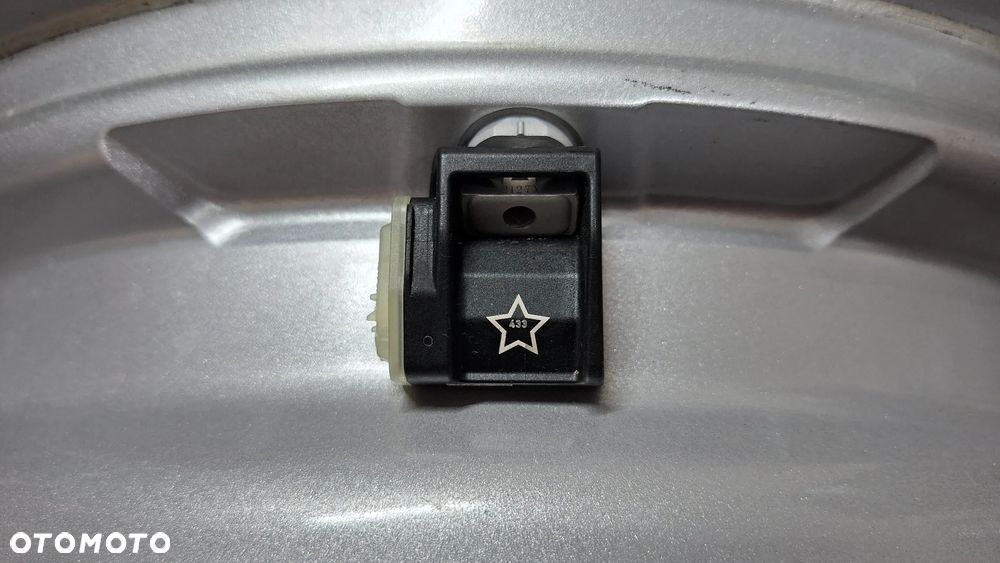 Felgi Aluminiowe 18 BMW X3 G01 X4 G02 5x112 ET 22 Styling 618 - 16