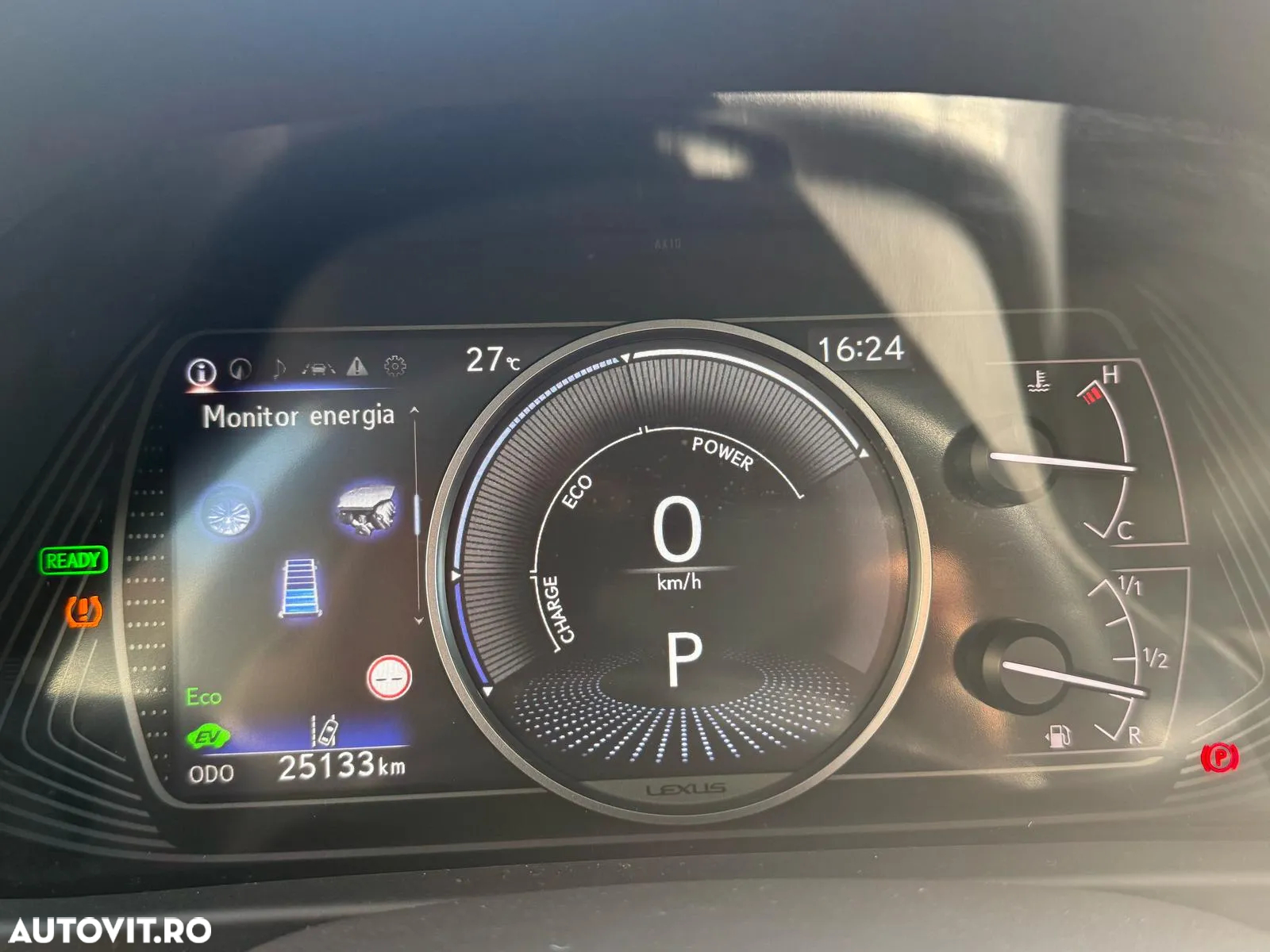 Lexus UX 250h 2.0L HEV 20H- (178 HP) 4X2 CVT Business - 11