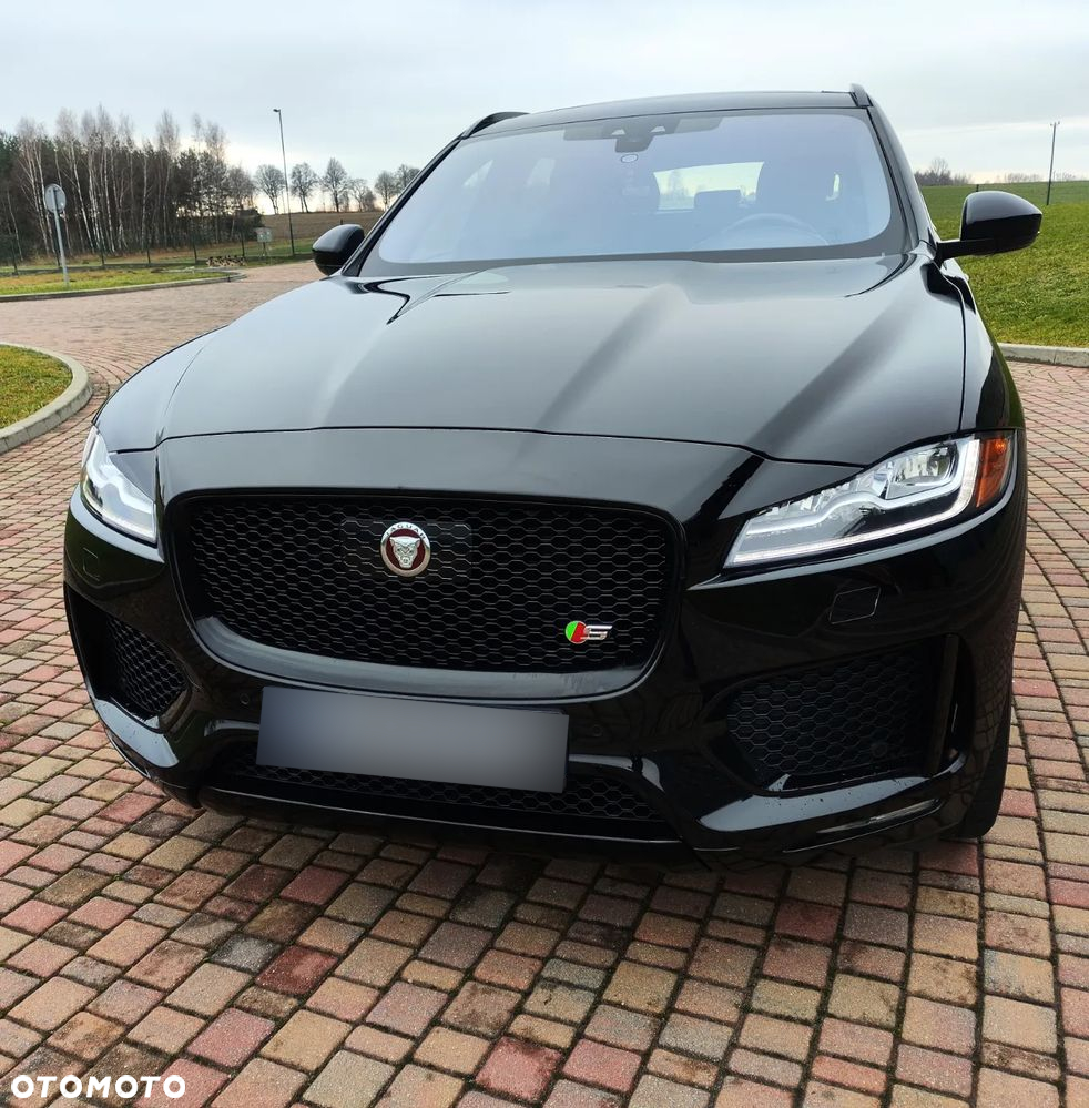 Jaguar F-Pace S AWD - 14