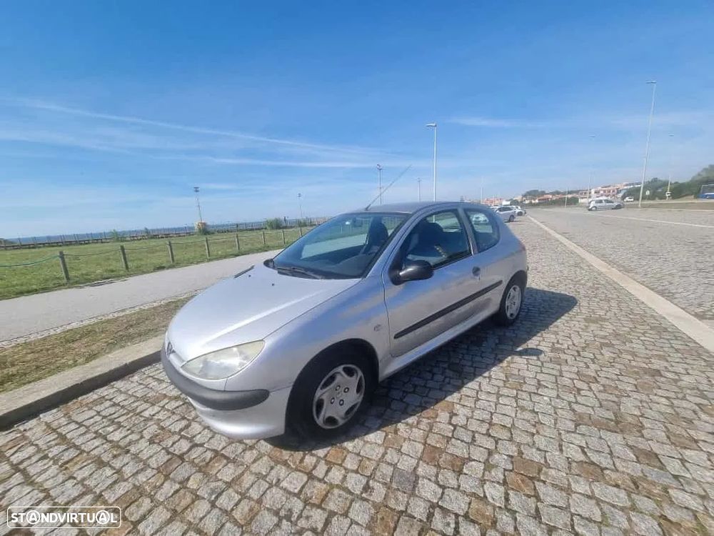 Peugeot 206 1.1 XR - 3