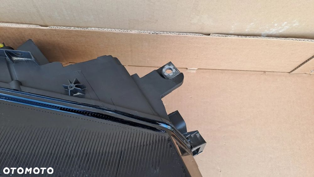 VW ID4 PRAWA LAMPA PRZOD IQ LIGHT 11B941036M - 8