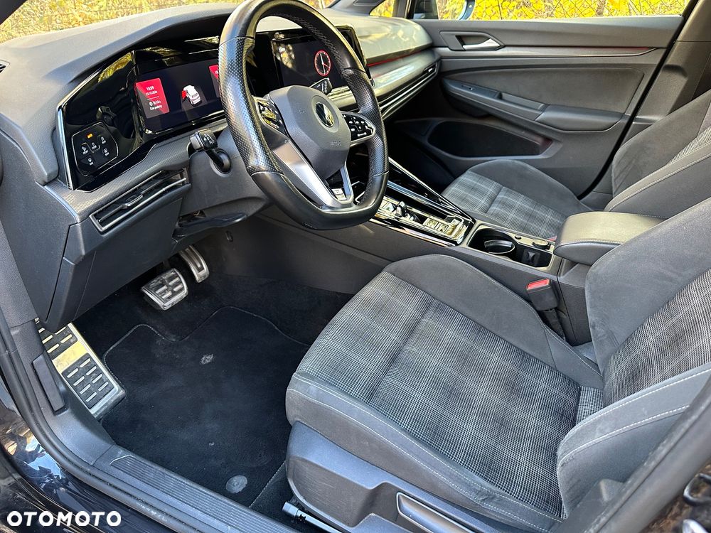 Volkswagen Golf - 9