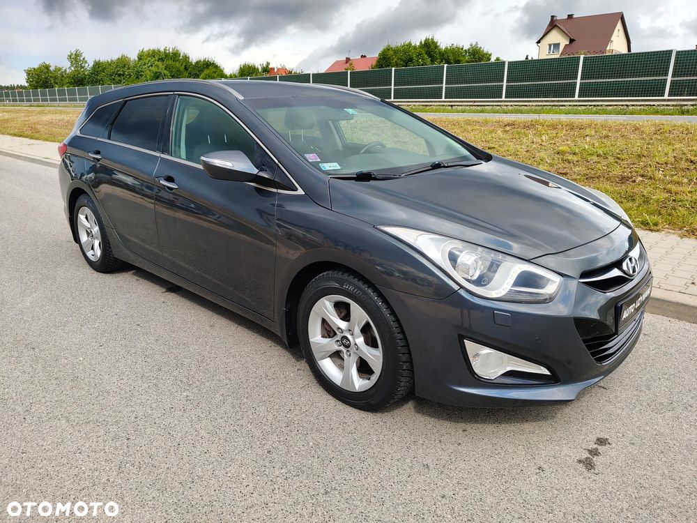 Hyundai i40 1.7 CRDi Comfort + - 30