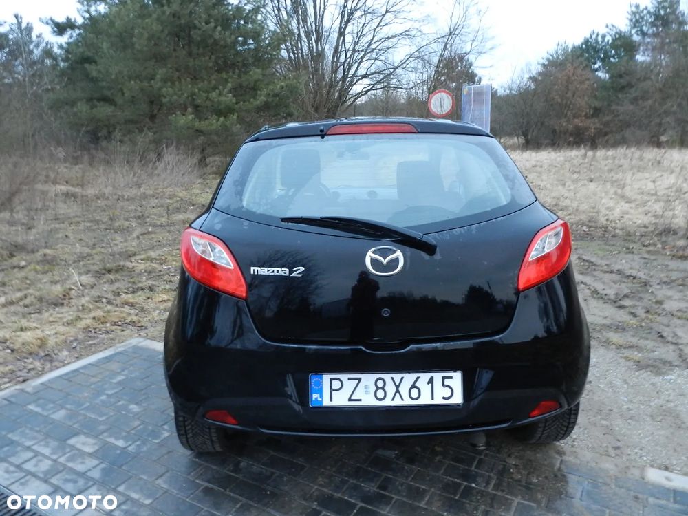 Mazda 2 - 16