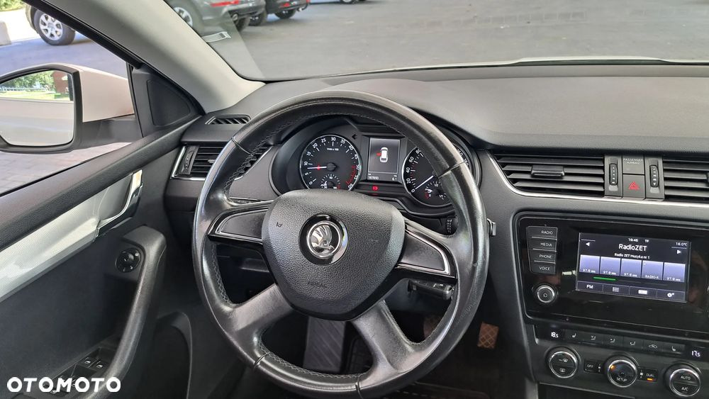 Skoda Octavia 1.6 TDI 4x4 Elegance - 14