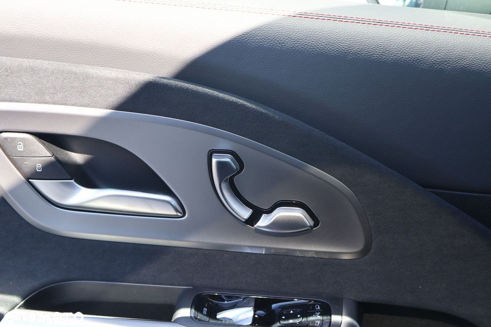 Mercedes-Benz CLA - 17