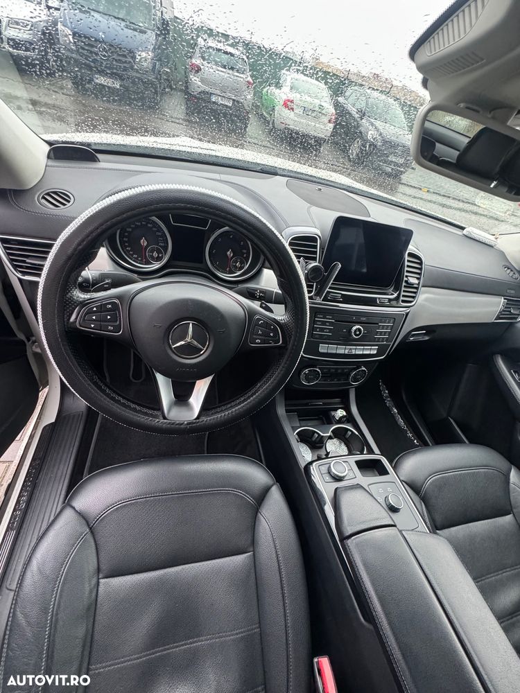 Mercedes-Benz GLE 350 d 4MATIC - 11