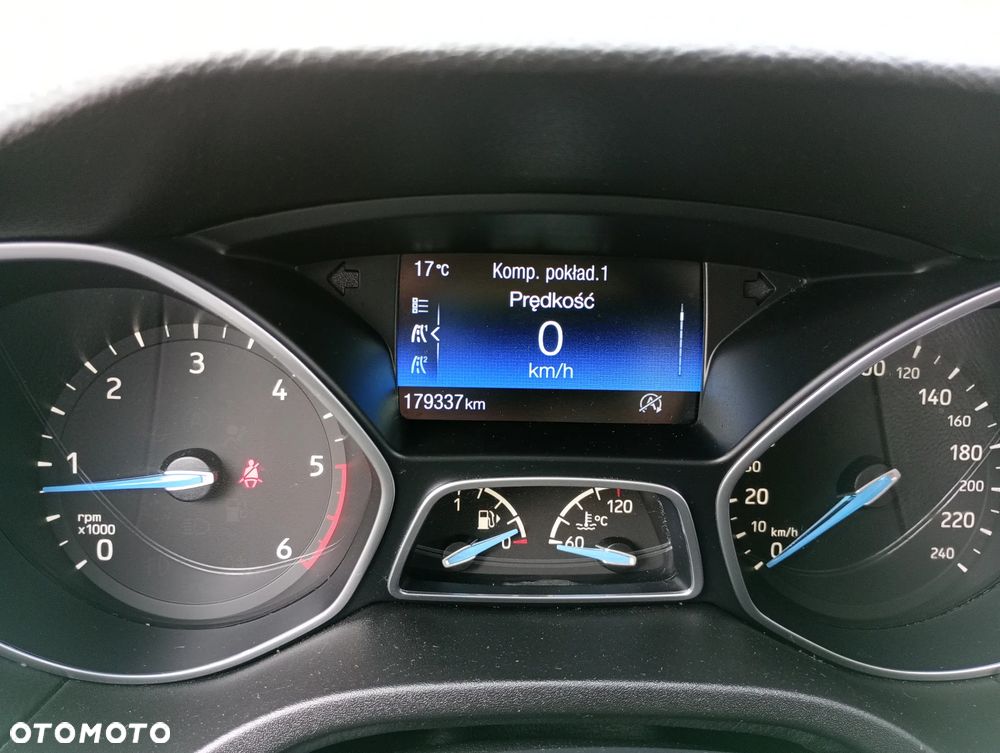 Ford Focus 1.5 EcoBlue Start-Stopp-System TITANIUM - 16