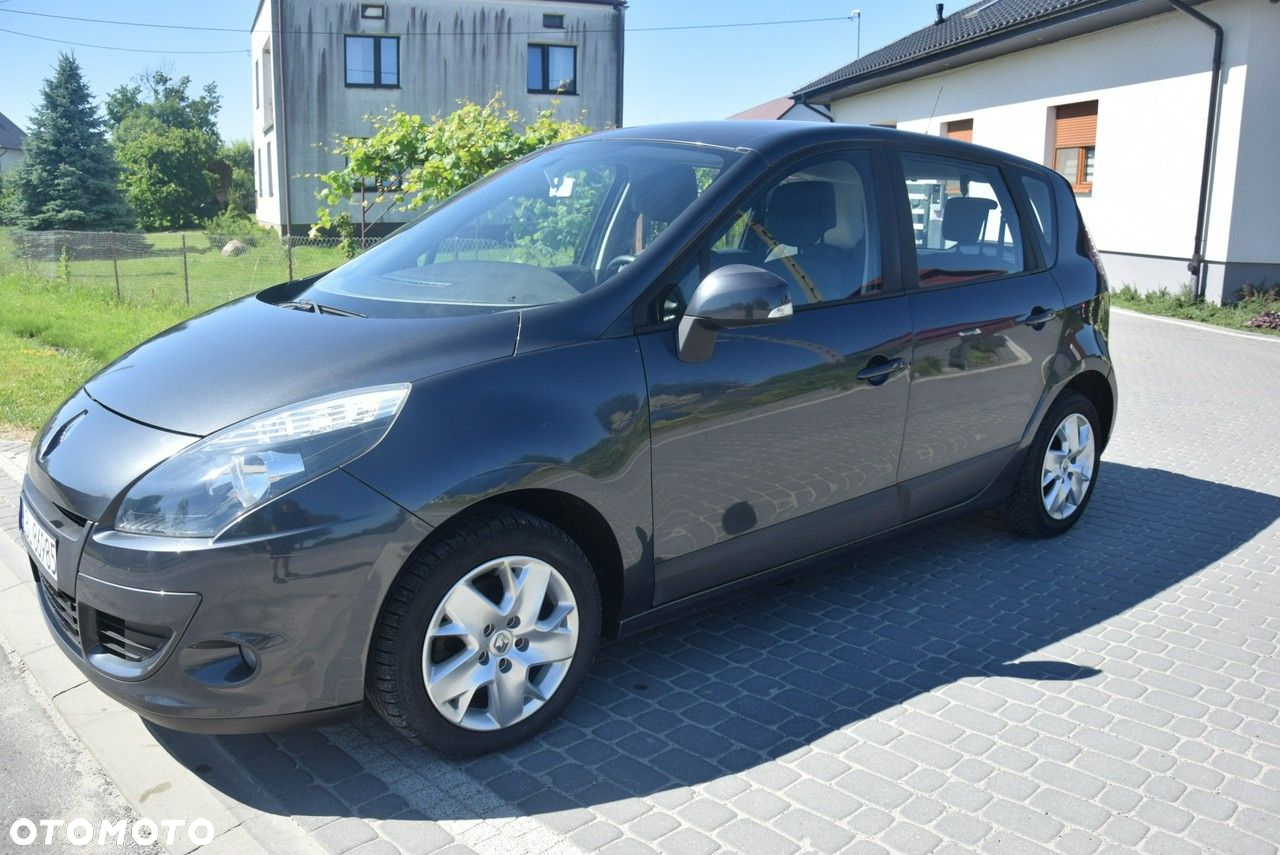 Renault Scenic 1.6 16V 110 TomTom Edition - 8