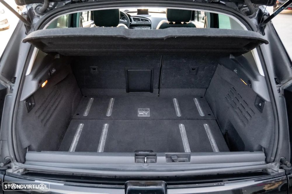 Peugeot 3008 2.0 HDi Hybrid4 - 32