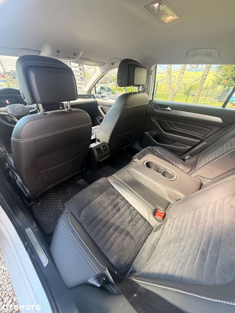 Volkswagen Passat 2.0 TDI EVO Elegance DSG - 11