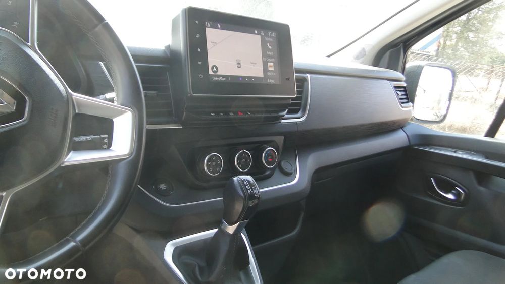 Renault Trafic - 11