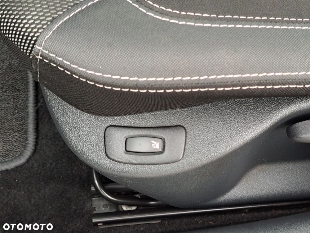 Renault Clio Energy dCi 90 Business - 13