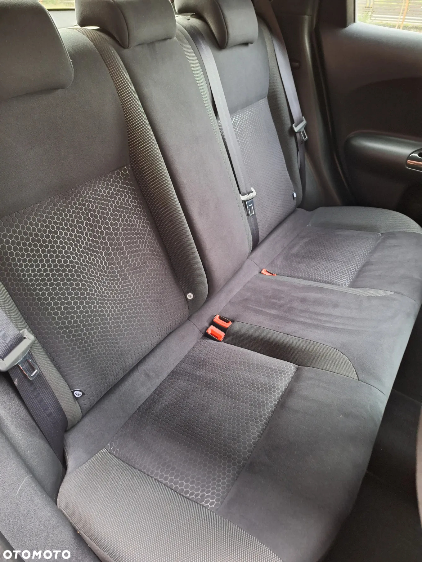 Nissan Juke 1.6 DIG-T N-Connecta - 30