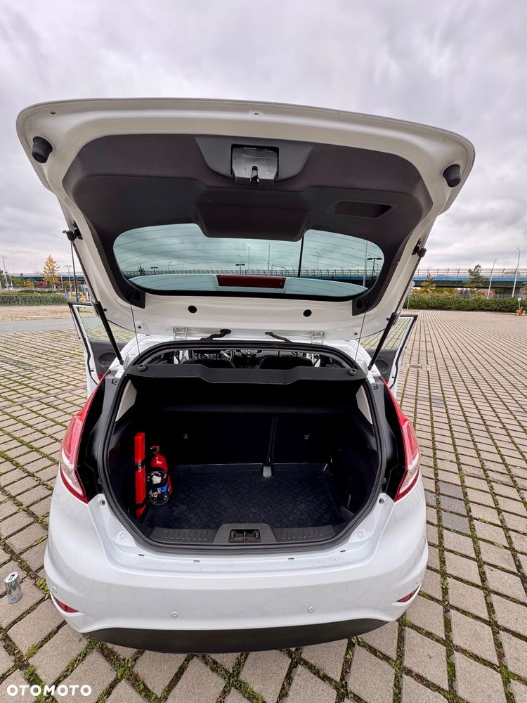 Ford Fiesta - 13