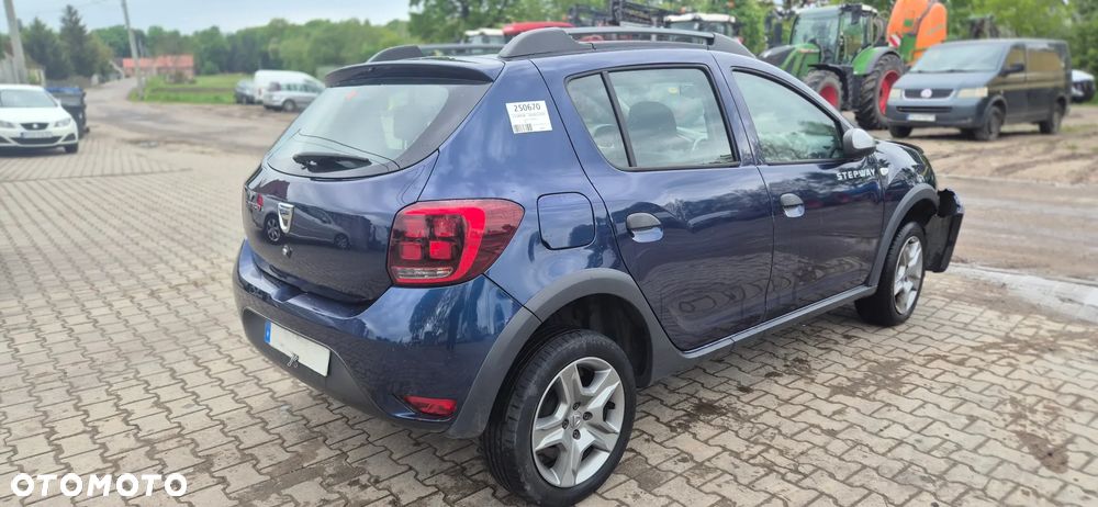 Dacia Sandero 1.0 SCe Laureate - 11